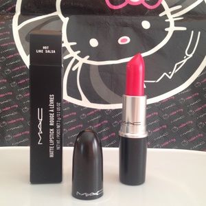 💄HP!💄MAC Matte Lipstick Hot Like Salsa